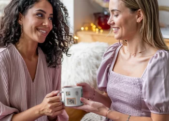 Say Goodbye to Boring Gifts: Why YourSurprise is the Ultimate Hack for Thoughtful Gifting